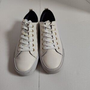 Ladies SZ 6.5  Tommy Hilfiger White Faux Leather Sneakers SZ 6-1/2